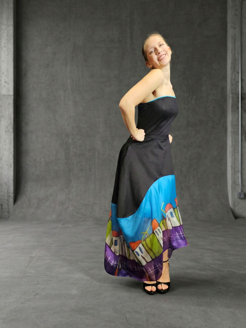 The best glass dress - MEDITERANEO The best glass dress - MEDITERANEO