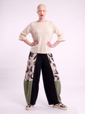 Pantalone „Flora in the block”